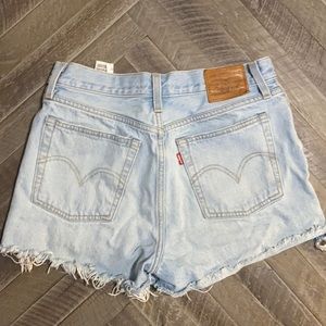 Levi’s wedgie short